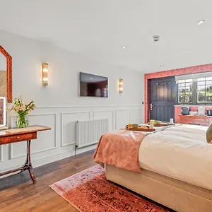  Bed & Breakfast The Ley Arms United Kingdom